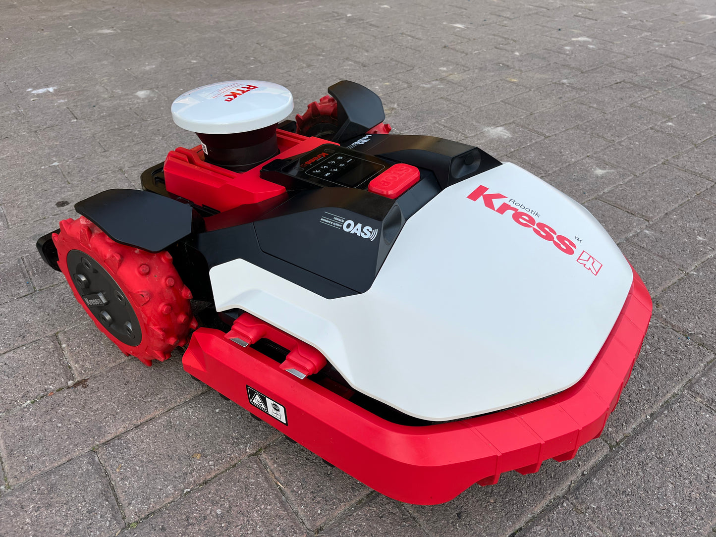 USATO 45h Lavoro Robot rasaerba Kress Mission Mega RTKn 12000 KR233E